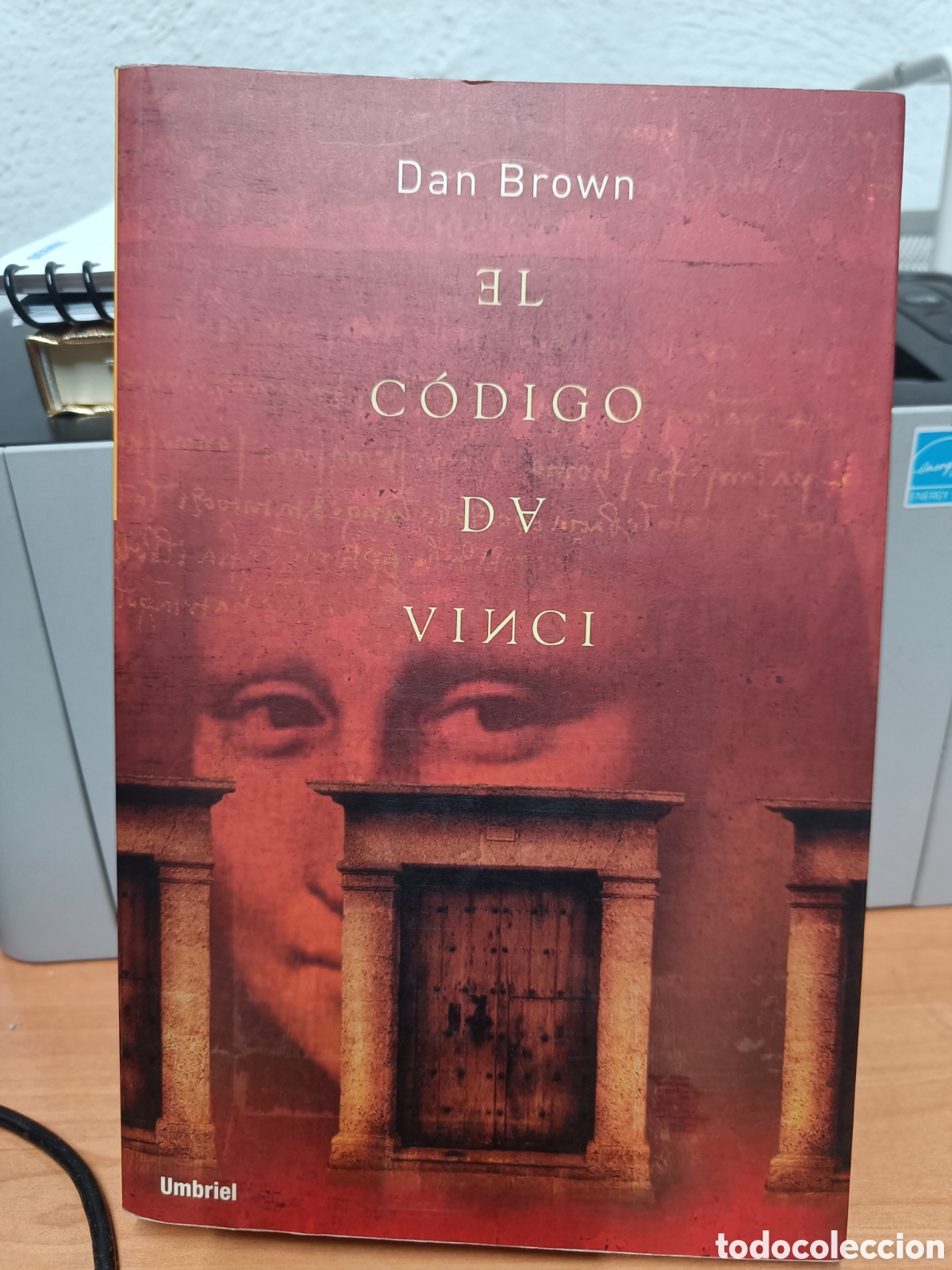 Libros de segunda mano: EL C&Oacute;DIGO DA VINCI. DAN BROWN - Foto 1