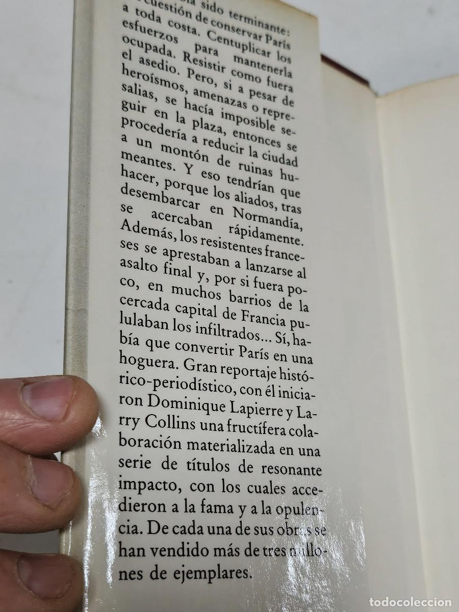 Libros de segunda mano: libro de biblioteca Arde Paris - Foto 2
