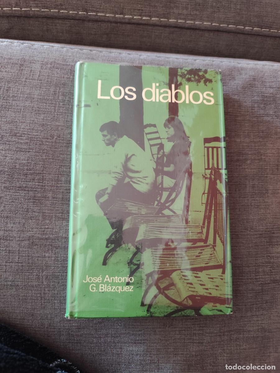Libros de segunda mano: Libro de Los diablos - Foto 1