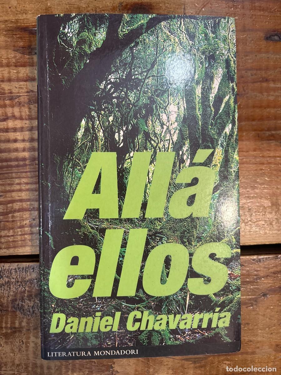 Libros de segunda mano: Alla ellos Chavarria, Daniel - Foto 1