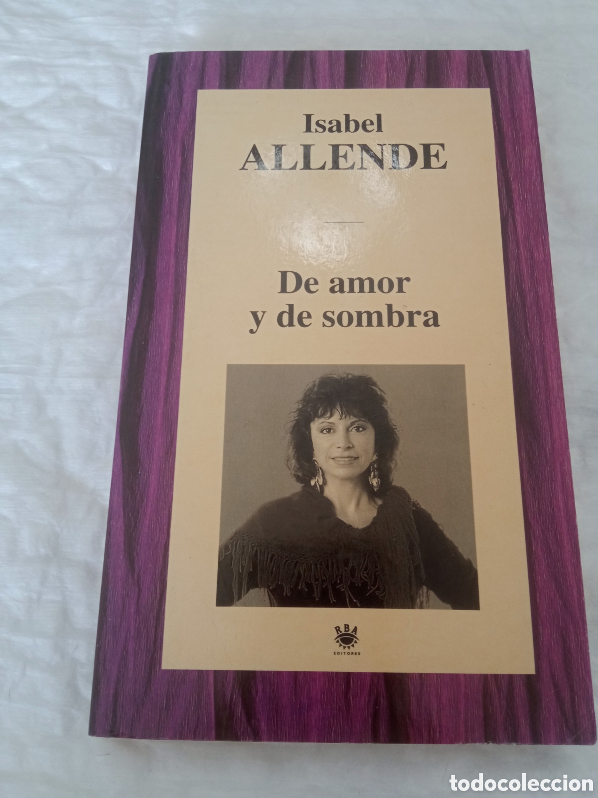 Libros de segunda mano: De amor y de sombra de Isabel Allende