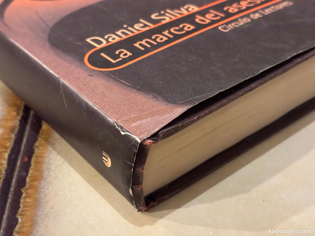 Libros de segunda mano: La marca del asesino. Daniel Silva. - Foto 3