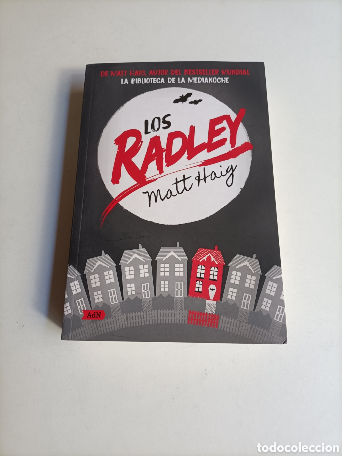 Libros de segunda mano: Los Radley Matt Haig - Foto 2