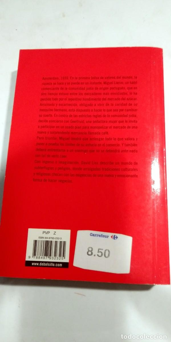 Libros de segunda mano: El mercader de caf&eacute; David Liss - Foto 2