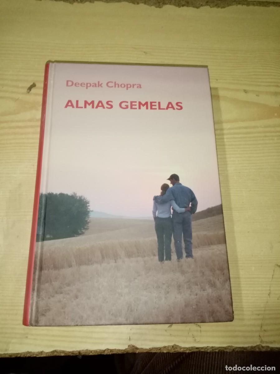 Libros de segunda mano: ALMAS GEMELAS. DEEPAK CHOPRA. C48L. - Foto 1