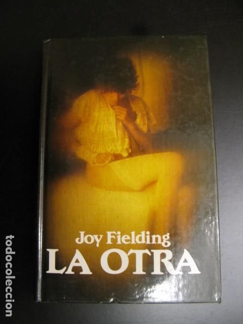 Libros de segunda mano: LA OTRA / JOY FIELDING - Foto 1