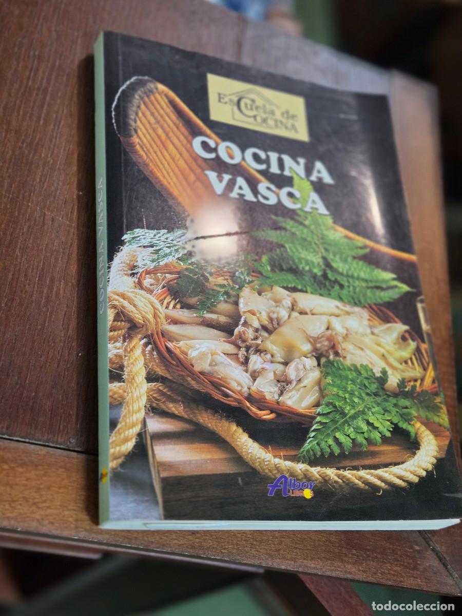 Libros de segunda mano: libro de cocina vasca - Foto 1