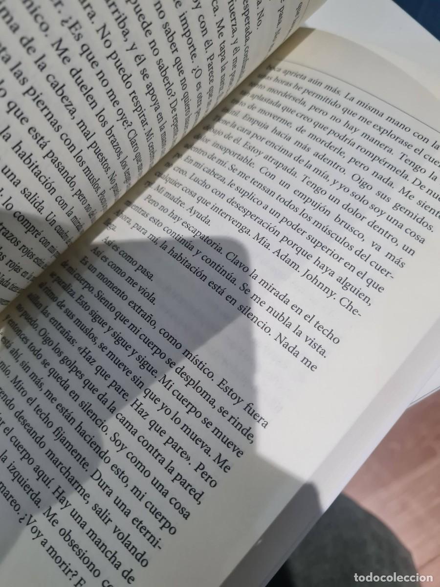 Libros de segunda mano: PRIMA FACIE SUZIE MILLER - Foto 3