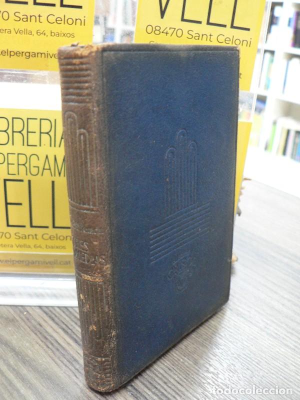 Libri di seconda mano: Tres comedias: El Divino impaciente; El testamento de la mariposa; Metternich - Pem&aacute;n - M. Aguilar E