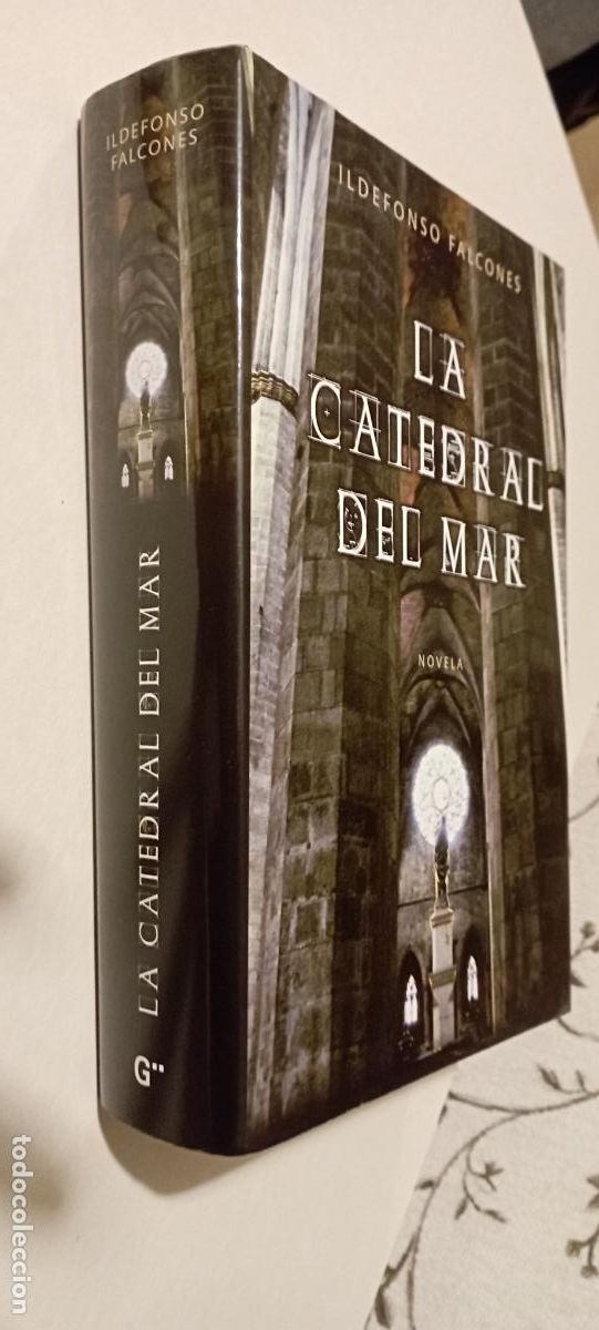 Libros de segunda mano: PLI - LA CATEDRAL DEL MAR - ILDEFONSO FALCONES - COMO NUEVO - TAPA DURA CON SOBRECUBIERTA