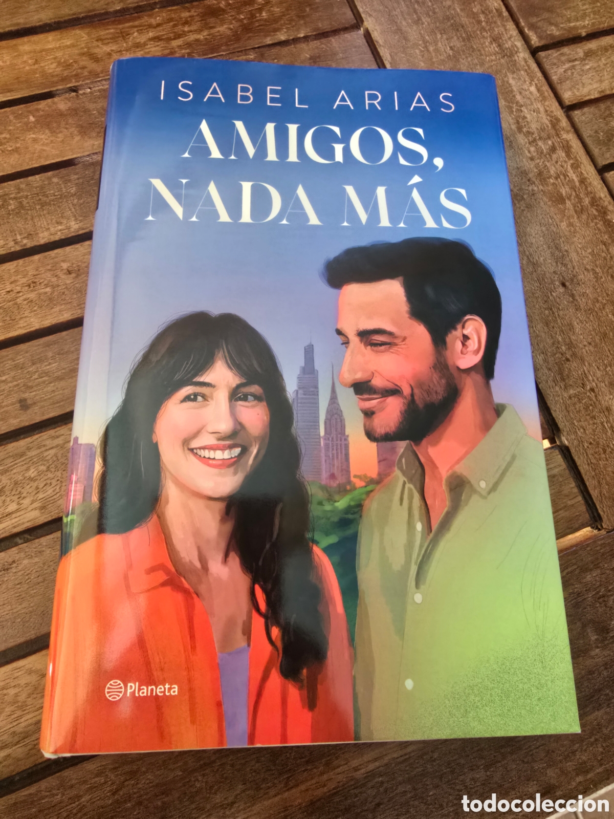 Livres d'occasion: Amigos, nada m&aacute;s Isabel Arias Editorial PLANETA 2026 novela
