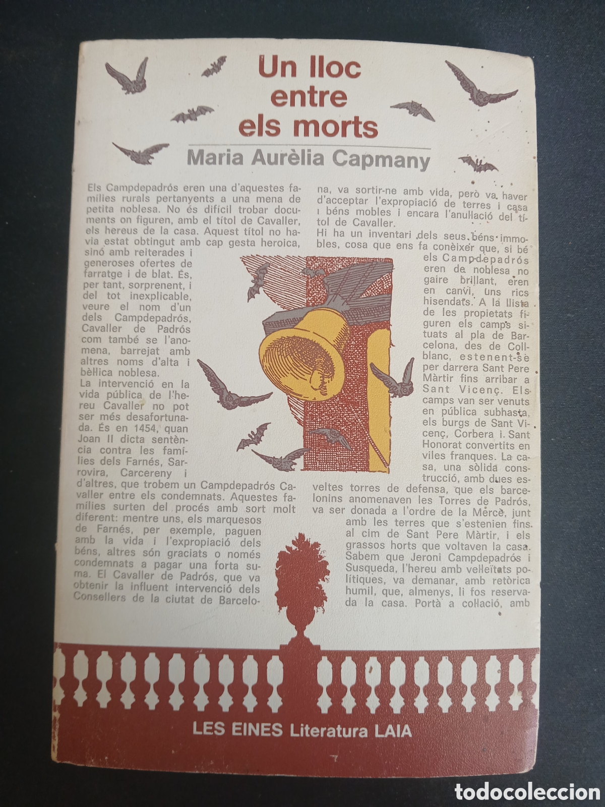 Libri di seconda mano: Maria Aur&egrave;lia Capmany - Un lloc entre els morts.