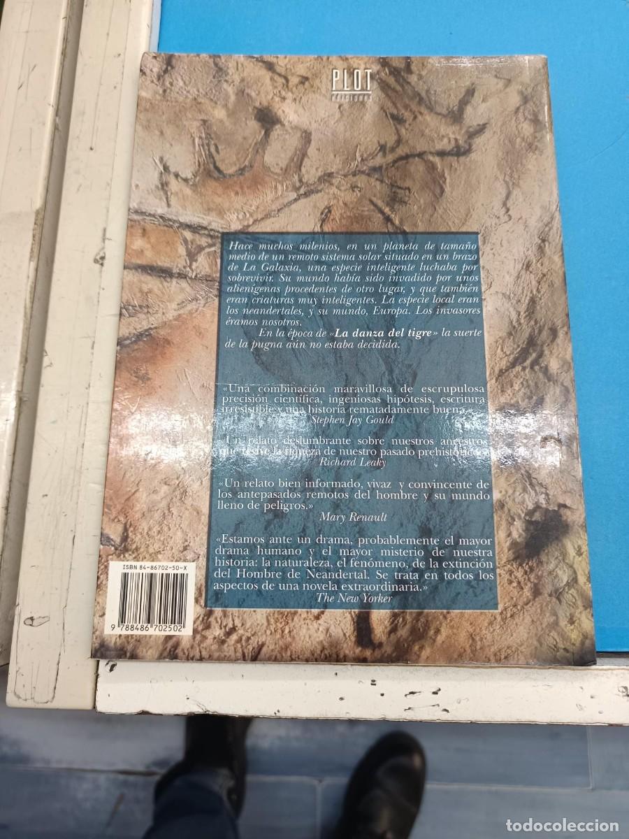 Libros de segunda mano: LA DANZA DEL TIGRE BJORN KURTEN PLOT EDICIONES - Foto 2