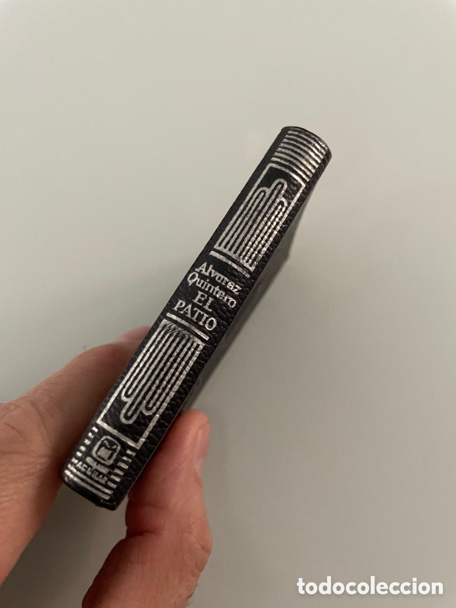 Libros de segunda mano: El patio. Joaquin y Seraf&iacute;n &Aacute;lvarez Quintero. Crisol&iacute;n 036. Aguilar 1&ordf; ed. 1973.