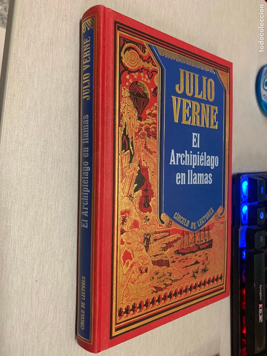 Libros de segunda mano: EL ARCHIPI&Eacute;LAGO EN LLAMAS / JULIO VERNE / C&Iacute;RCULO DE LECTORES