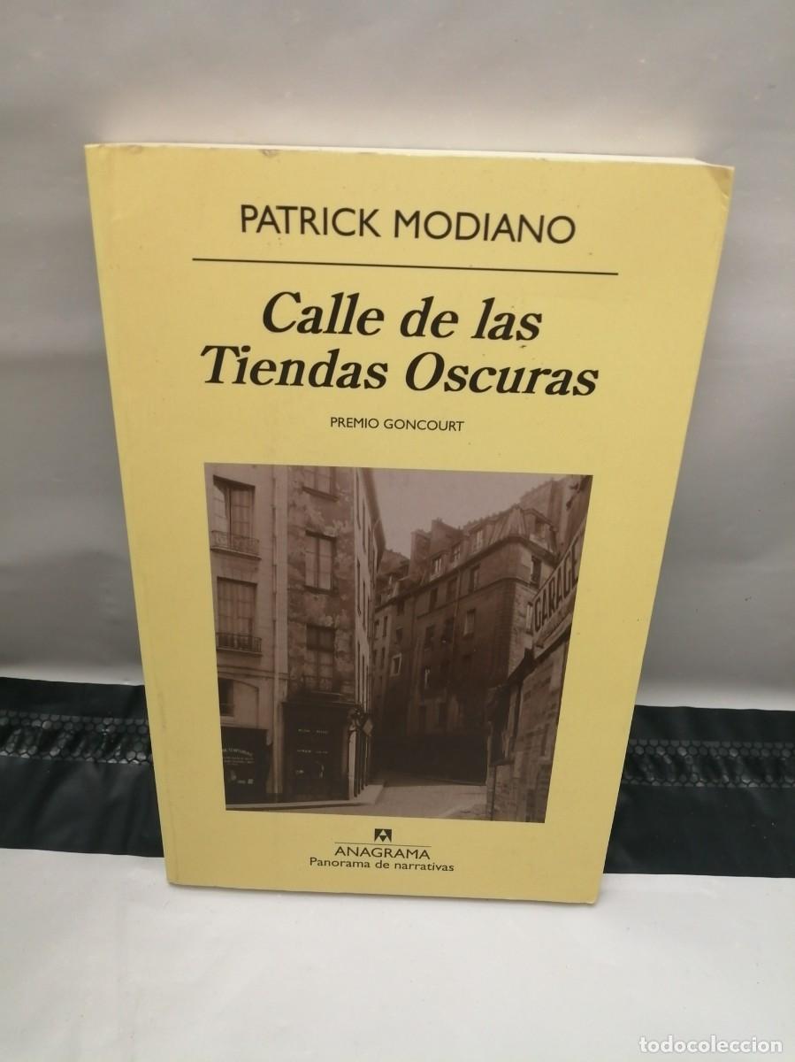 Gebrauchte B&uuml;cher: Calle de las Tiendas Oscuras (Primera edici&oacute;n, Colecci&oacute;n: Panorama de Narrativas)