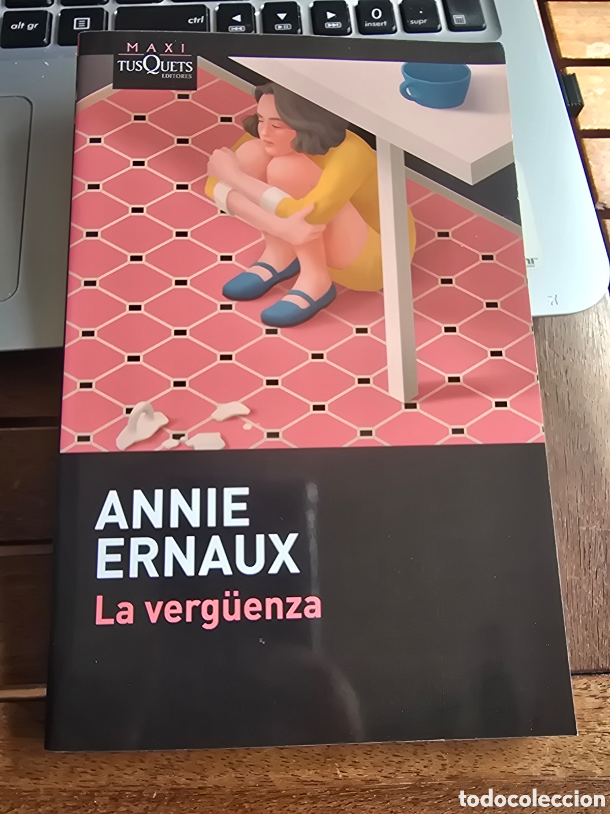 Libros de segunda mano: La verg&uuml;enza Annie Ernaux TUSQUETS 2026 novela memorias Francia