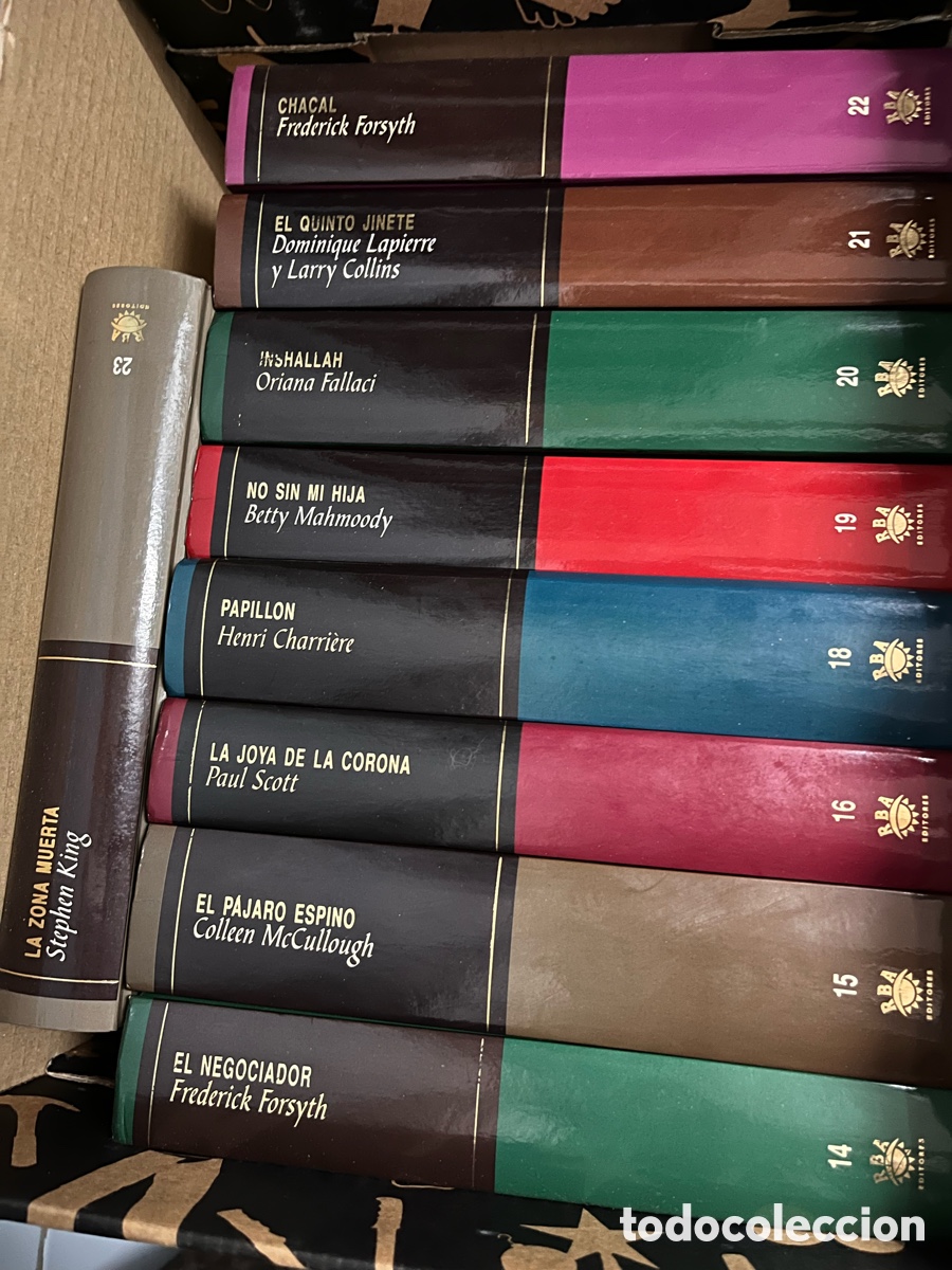 Libros de segunda mano: Grandes &eacute;xitos 2: caja con 13 libros / el negociador, el p&aacute;jaro espino, chacal&hellip;