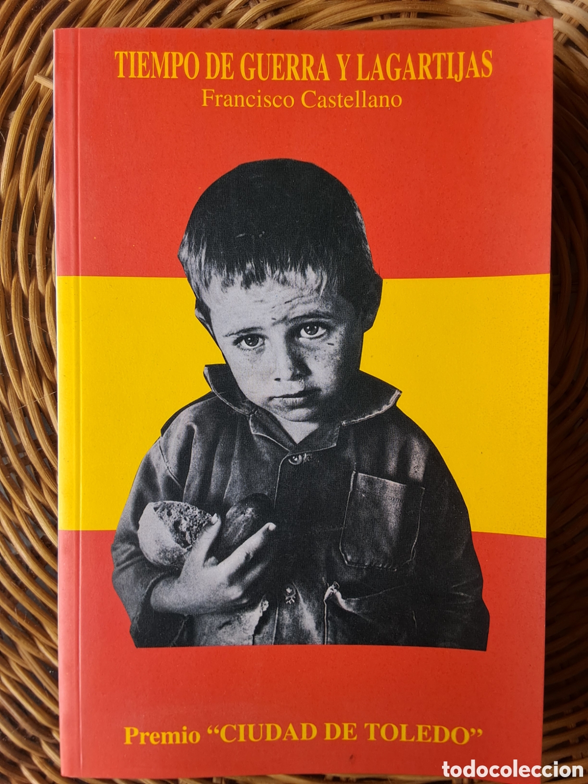 Libros de segunda mano: Francisco Castellano:&rdquo; Tiempo de Guerra y Lagartijas &rdquo;.