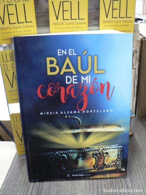 Libros de segunda mano: En el ba&uacute;l de mi coraz&oacute;n - Mireia Aljama Hortelano - Punto Rojo Libros