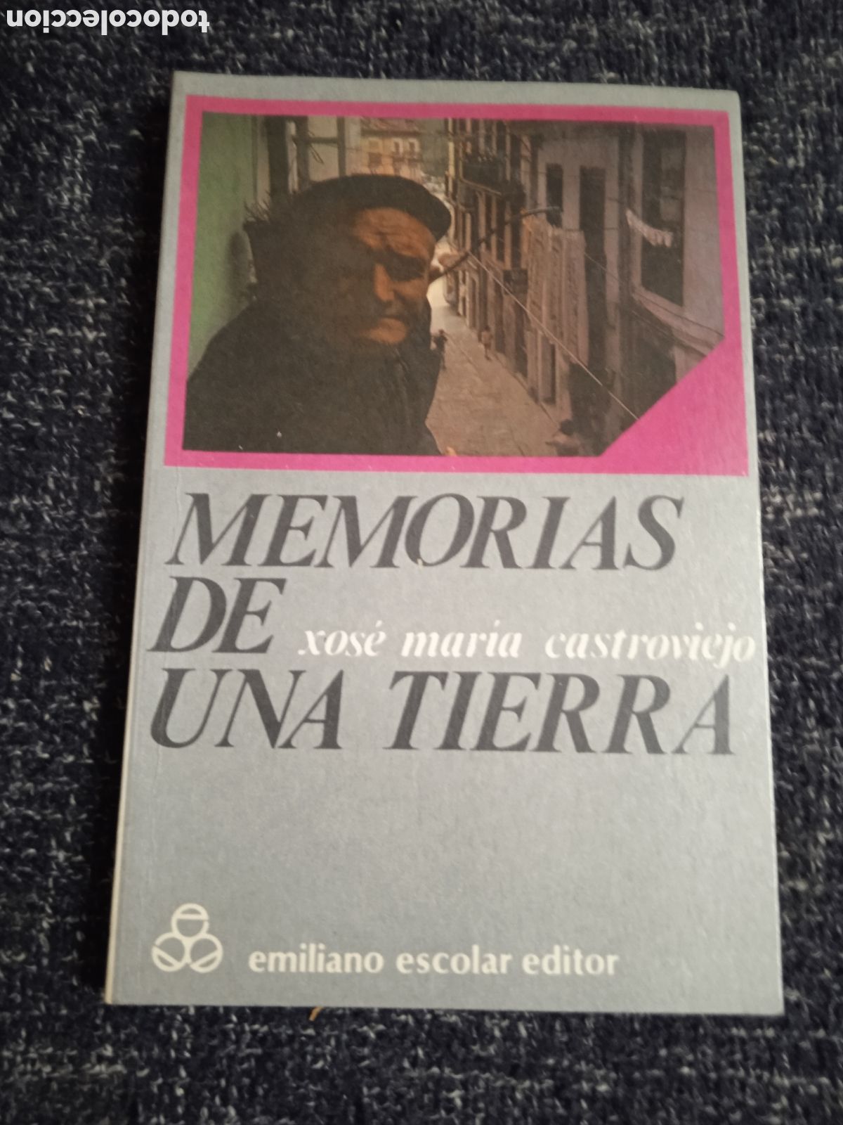 Libros de segunda mano: MEMORIAS DE UNA TIERRA / XOSE MARIA CASTROVIEJO