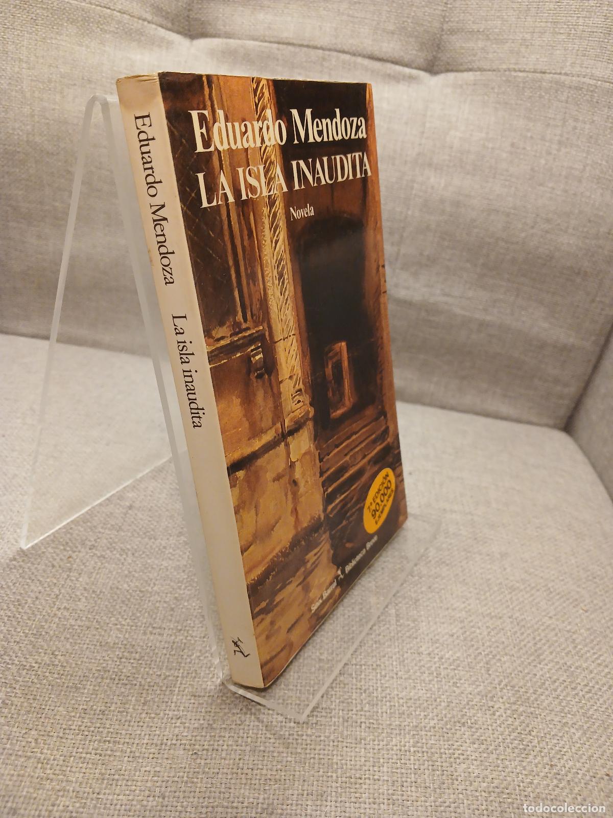 Libros de segunda mano: La isla inaudita - E. Mendoza - Foto 2