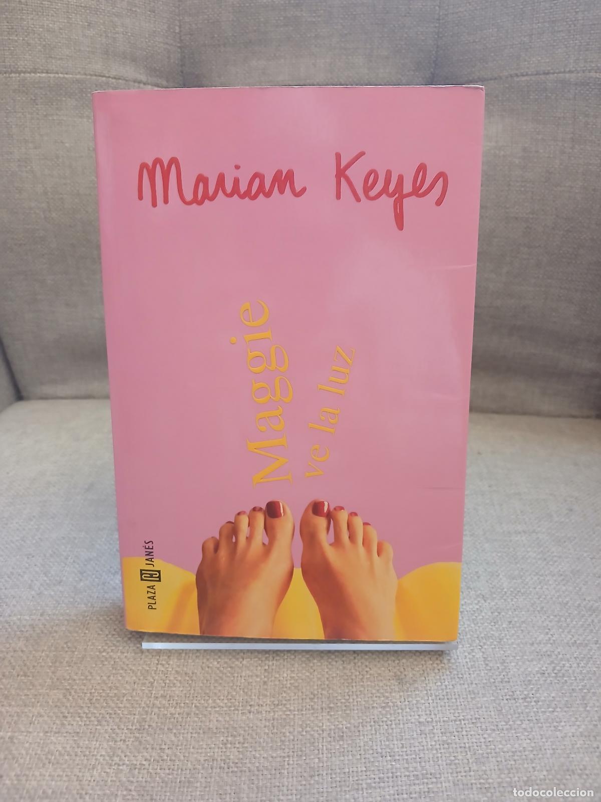 Libros de segunda mano: Maggie ve la luz - Marian Keyes - Foto 1
