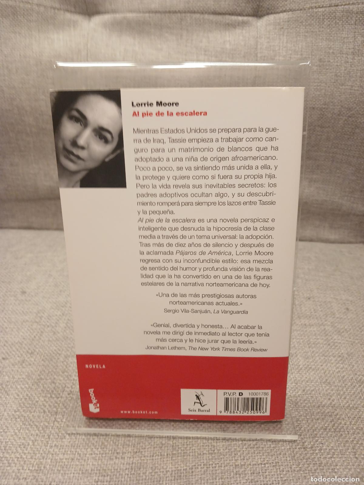 Libros de segunda mano: Al pie de la escalera - Lorrie Moore - Foto 3
