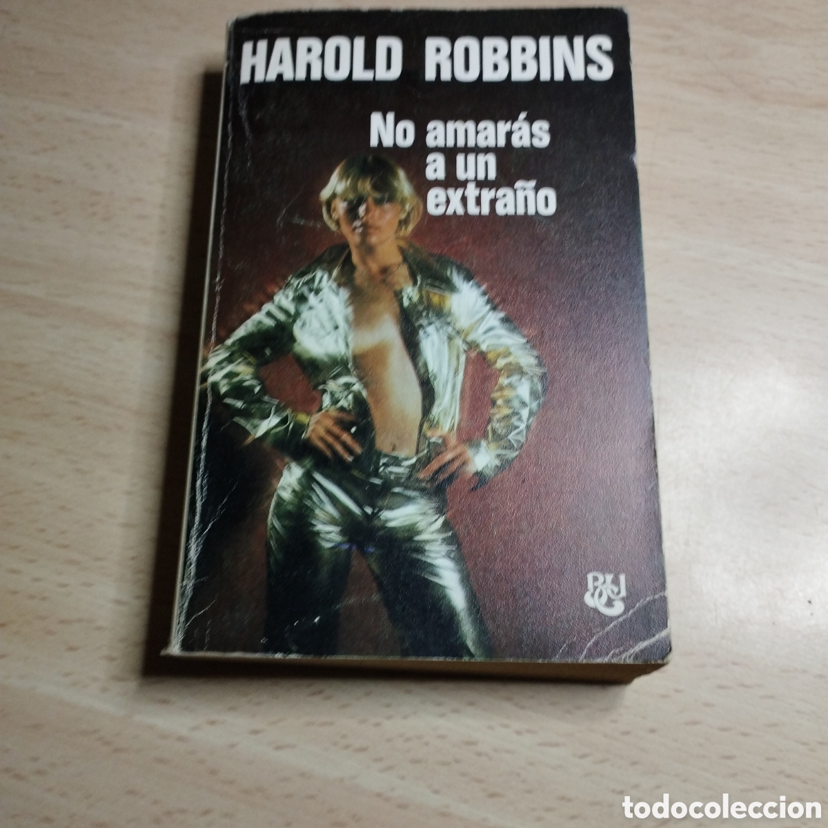 Libros de segunda mano: No amar&aacute;s a un extra&ntilde;o. Harold Robbins. 1981. Caralt