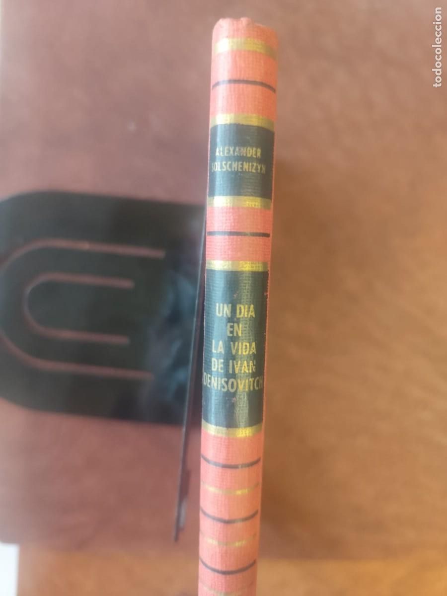 Second hand books: Alexandr Solschenizyn. UN D&Iacute;A EN LA VIDA DE IV&Aacute;N DENISOVICH.