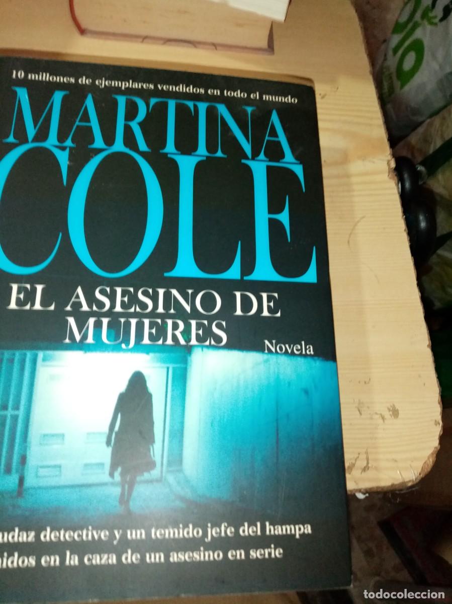 Libros de segunda mano: EL ASESINO DE MUJERES. MARTINA COLE. EST29B1
