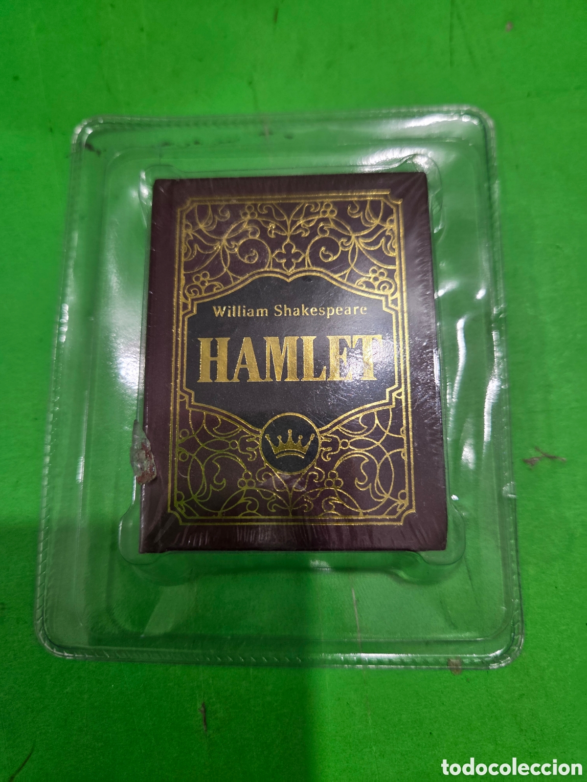 Libros de segunda mano: MINI-LIBRO...&rdquo;&rdquo;HAMLET&rdquo;&rdquo;...WILLIAM SHAKESPEARE ....7 X 5 CM...