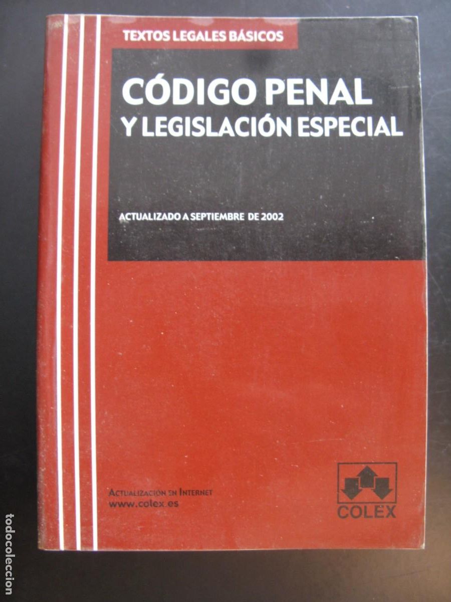 Libros de segunda mano: CODIGO PENAL Y LEGISLACION ESPECIAL. - Foto 1