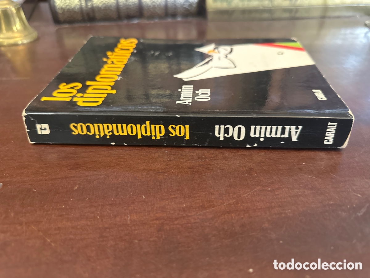 Libros de segunda mano: Los diplom&aacute;ticos - Armin Och - Foto 7