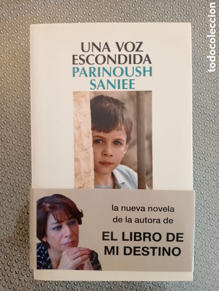 Libros de segunda mano: Una voz escondida / Parinoush Saniee