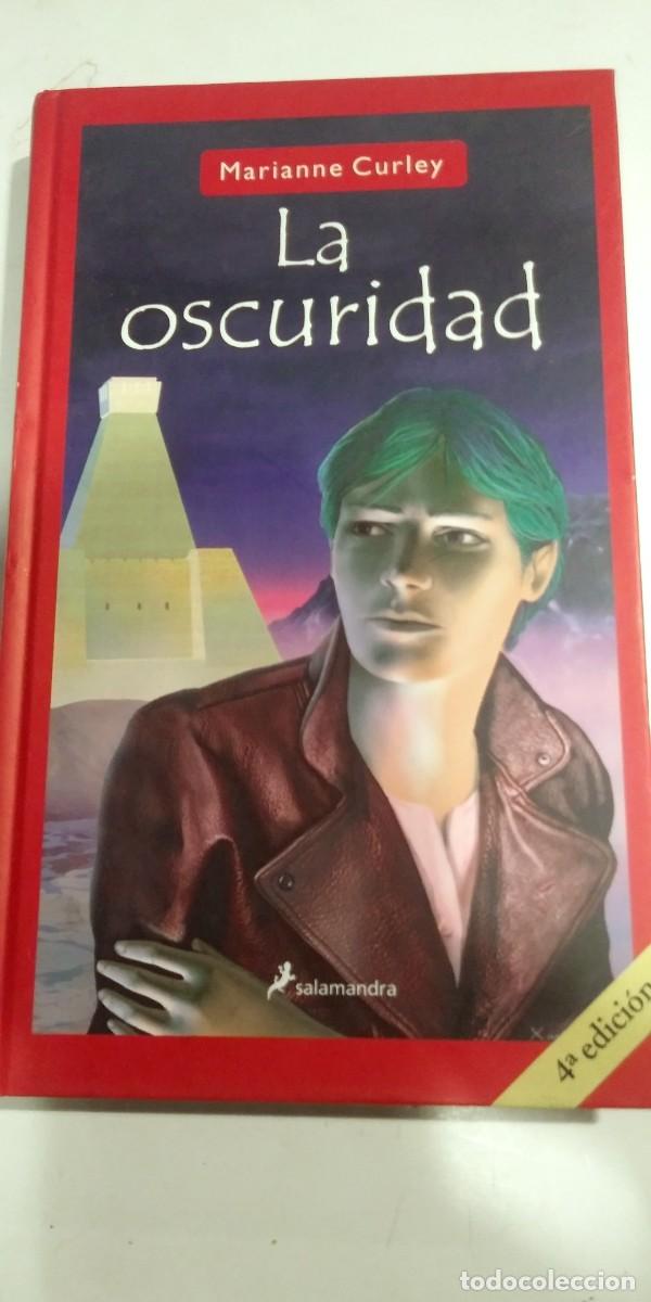Libros de segunda mano: La oscuridad Marianne Curley