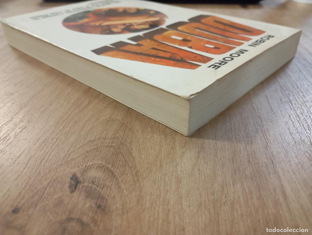 Libros de segunda mano: Dubai Robin Moore Plaza y Jan&eacute;s - Foto 6