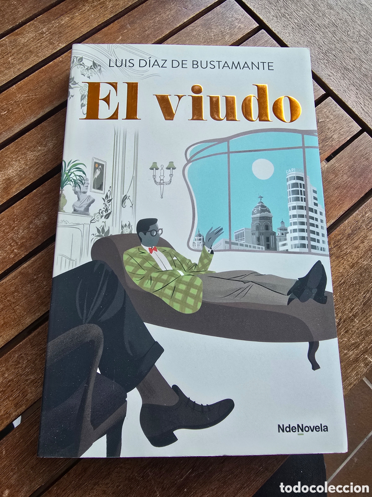 Libros de segunda mano: El viudo D&iacute;az de Bustamante, Luis Editorial NDENOVELA 2025 novela