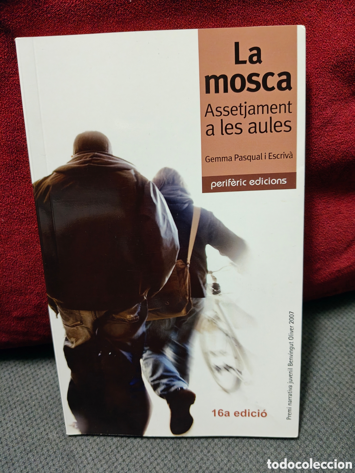 Libros de segunda mano: La mosca Assetjament a les azules, Gemma Pascual i Escriv&aacute;