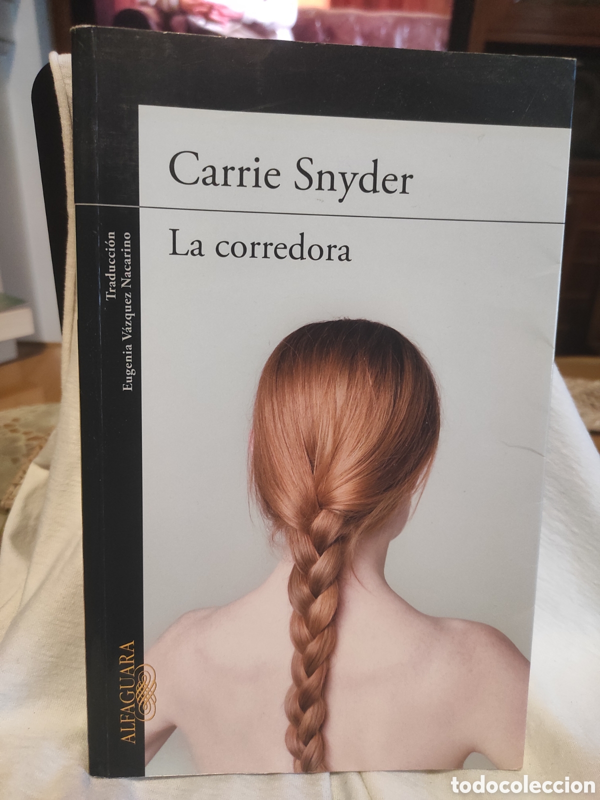 Libros de segunda mano: La corredora: Snyder, Carrie (PEDIDO MINIMO 10&euro;)