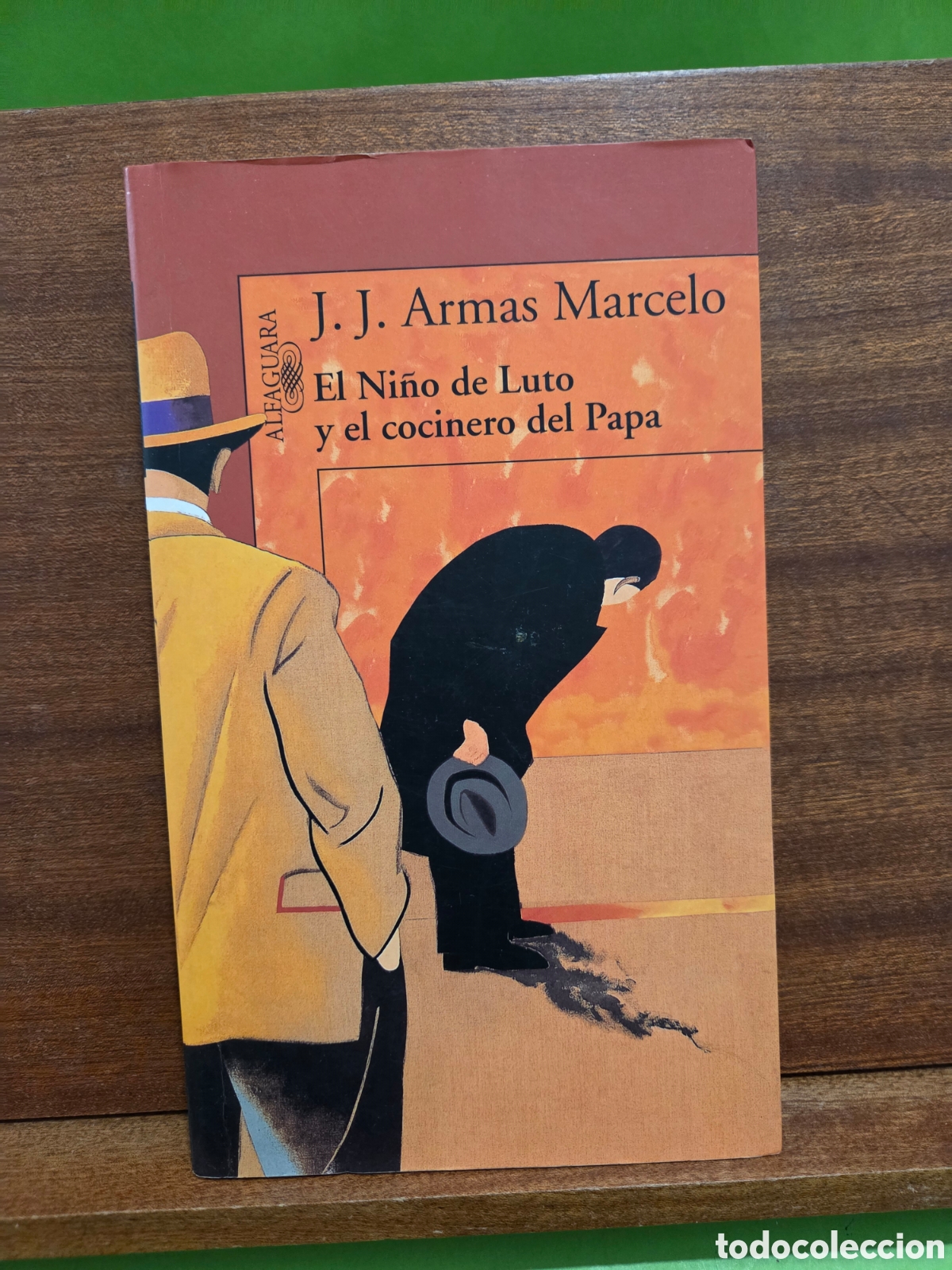 Libros de segunda mano: J. J. ARMAS MARCELO...&rdquo;&rdquo;EL NI&Ntilde;O DE LUTO Y EL COCINERO DEL PAPA&rdquo;&rdquo;...ALFAGUARA...2001...
