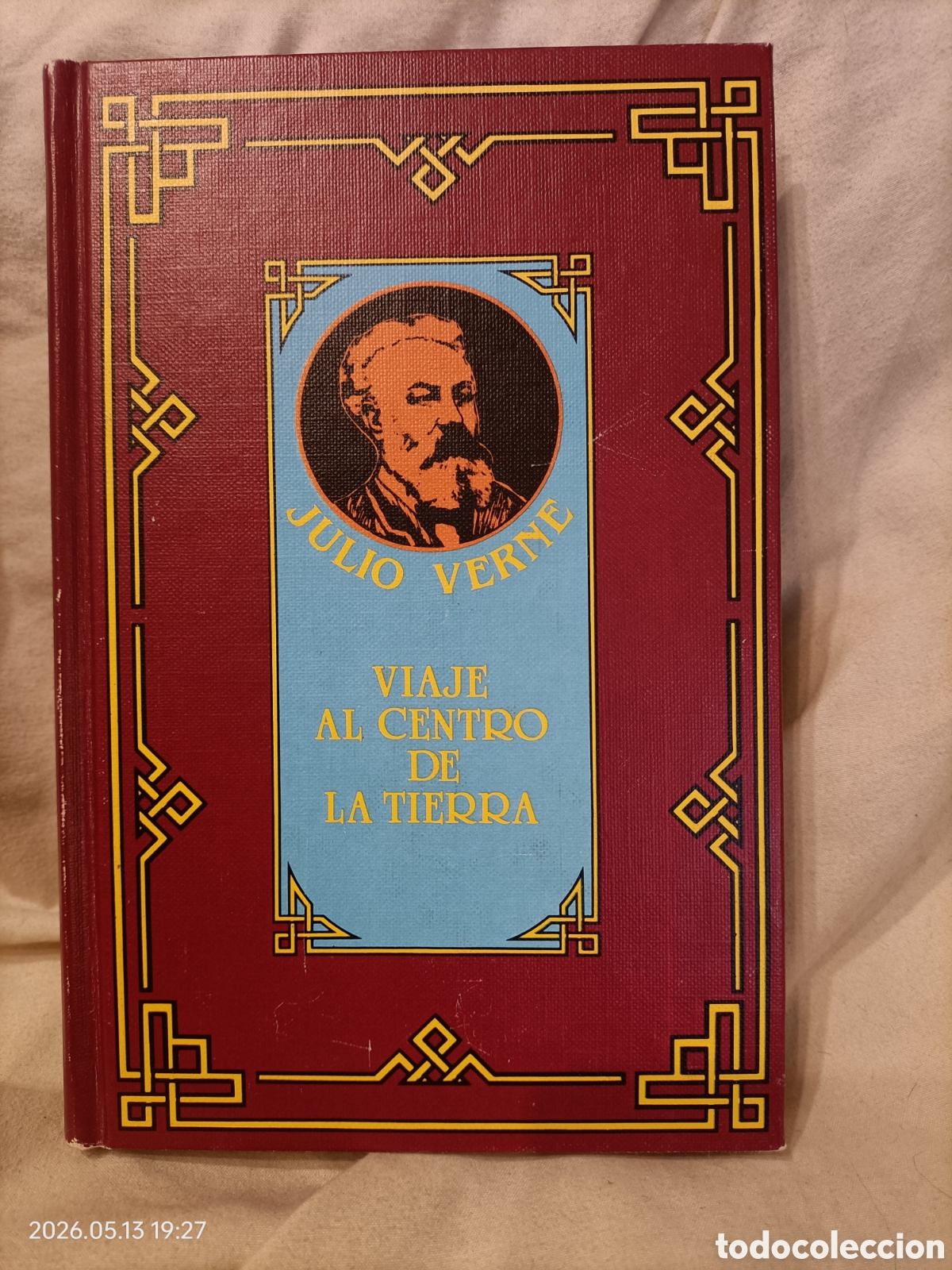 Libros de segunda mano: VIAJE AL CENTRO DE LA TIERRA JULIO VERNE
