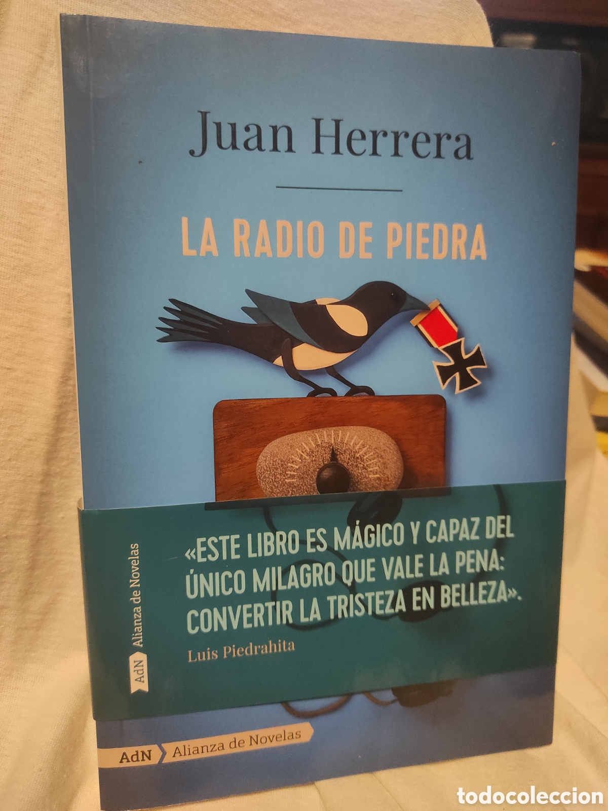 Libros de segunda mano: La radio de piedra. Herrera, Juan (PEDIDO MINIMO 10&euro;)
