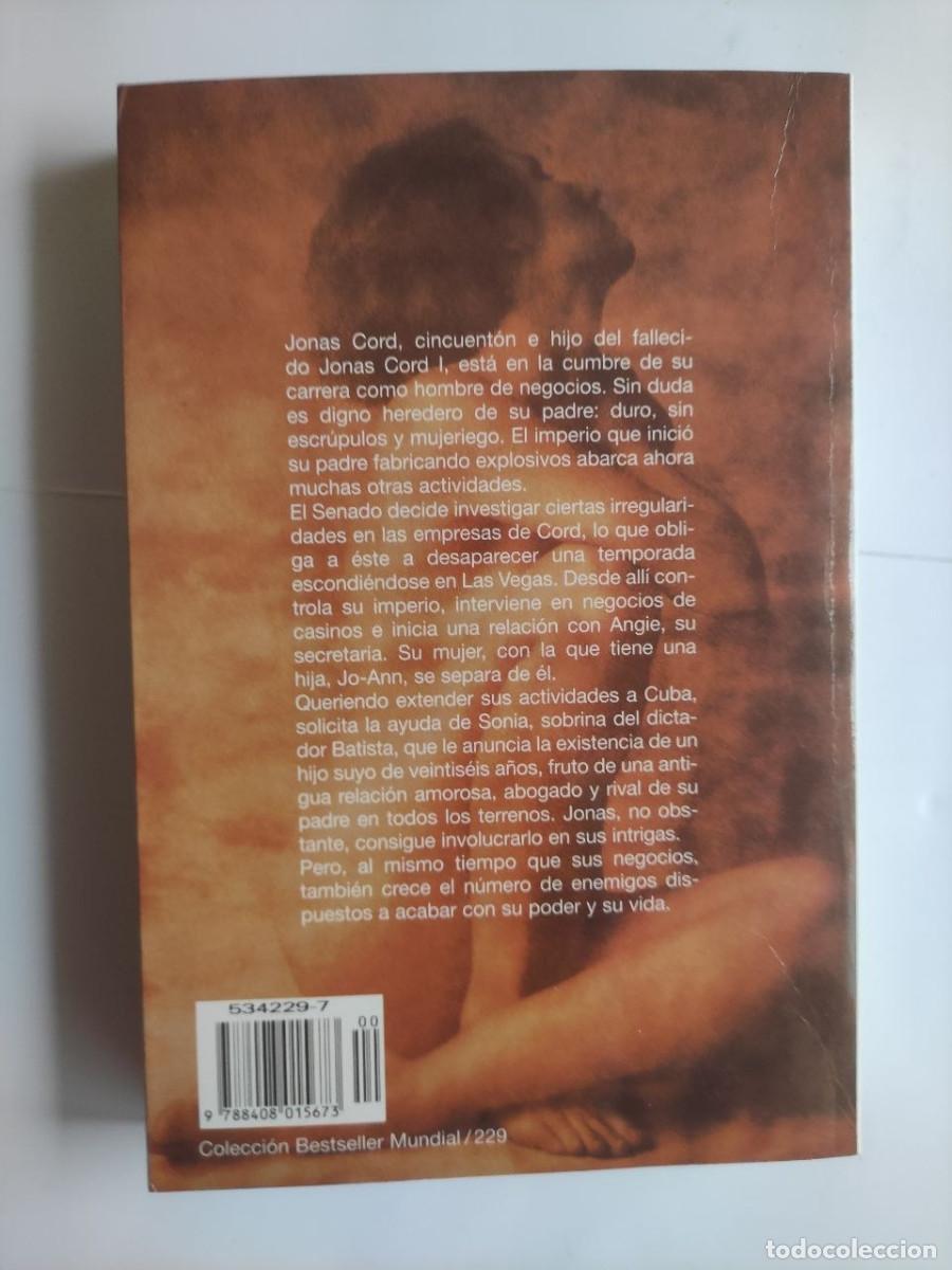 Libros de segunda mano: Los intrusos - Harold Robbins. - Foto 2