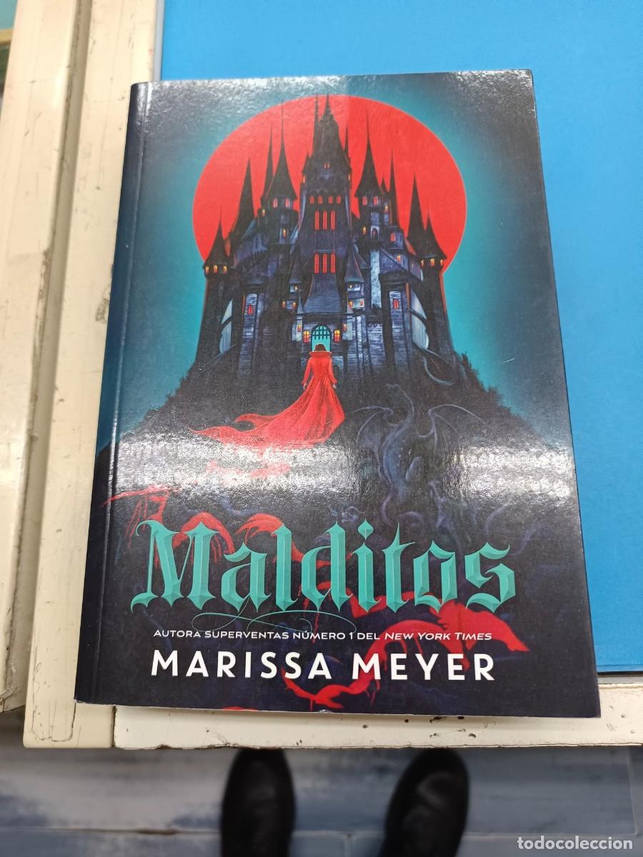 Libros de segunda mano: MALDITOS MARISSA MEYER EDITORIAL HIDRA
