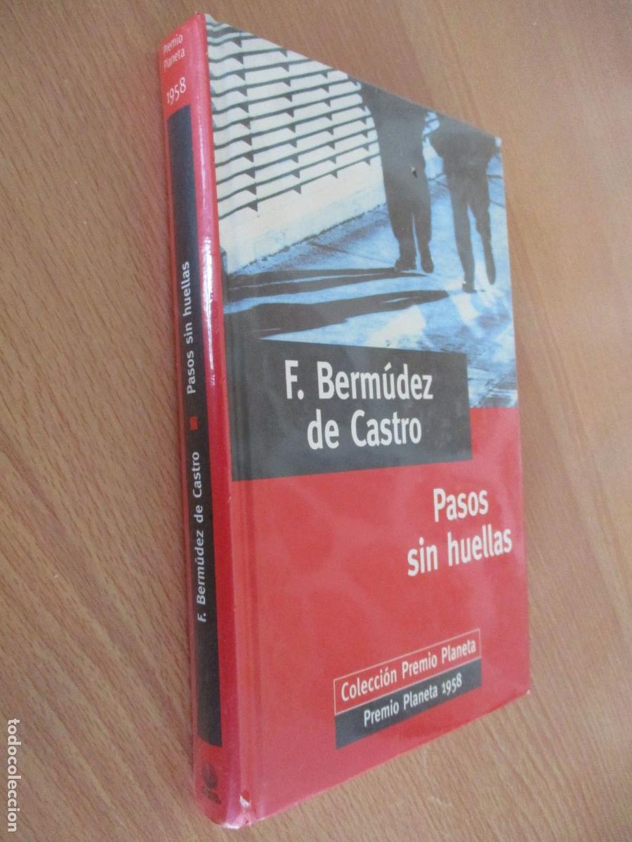 Libros de segunda mano: F. BERM&Uacute;DEZ DE CASTRO, PASOS SIN HUELLAS- COLECCI&Oacute;N PREMIO PLANETA- - RETRACTILADO