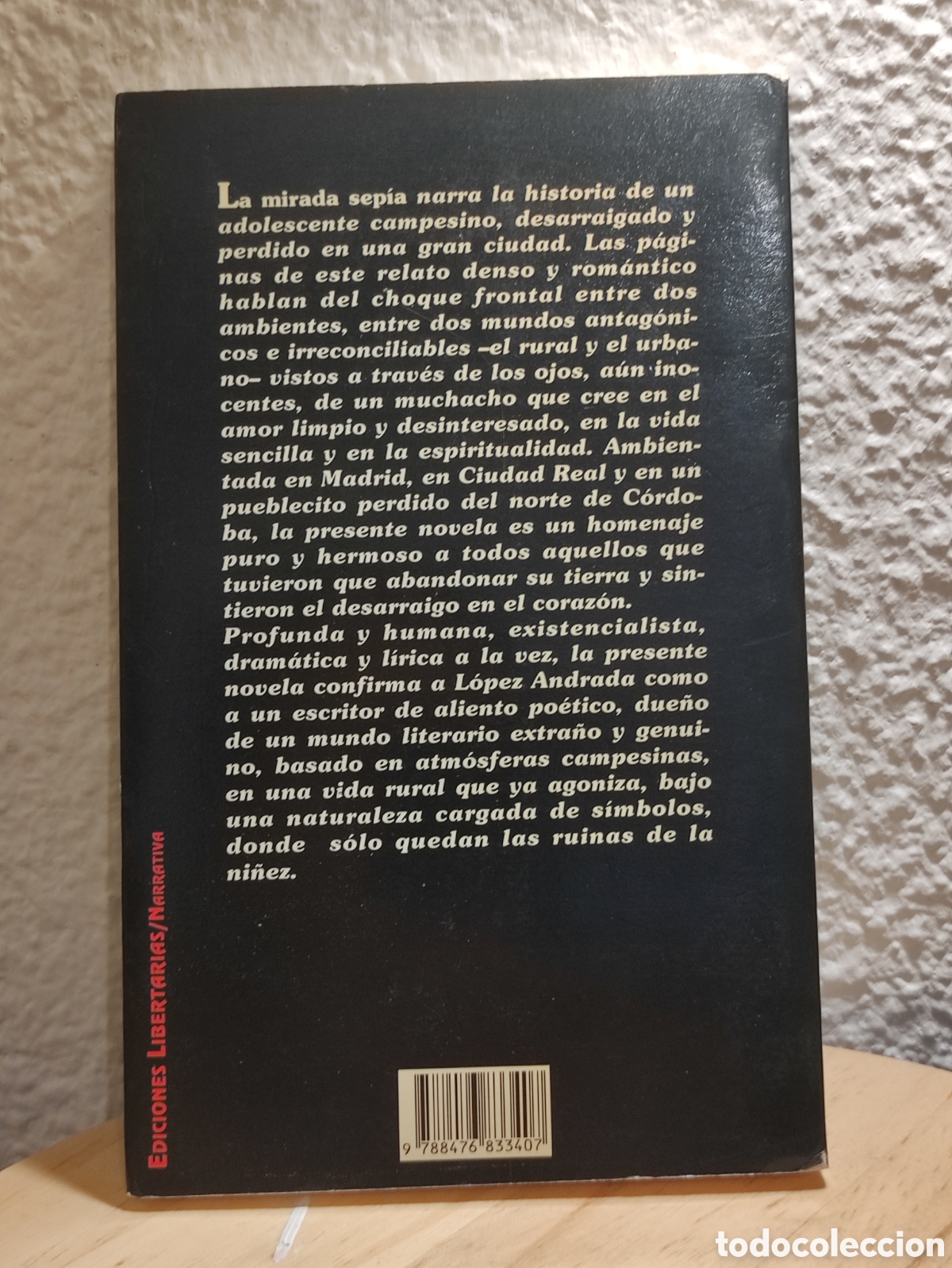 Libros de segunda mano: La mirada sepia. Alejandro L&oacute;pez Andrada - Foto 2