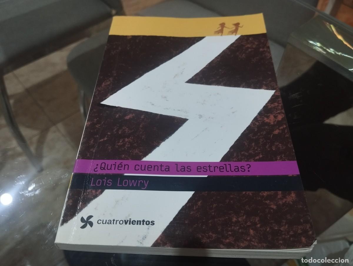 Libros de segunda mano: &iquest;QUI&Eacute;N CUENTA LAS ESTRELLAS? / LOIS LOWRY / ED. PLANETA 2012