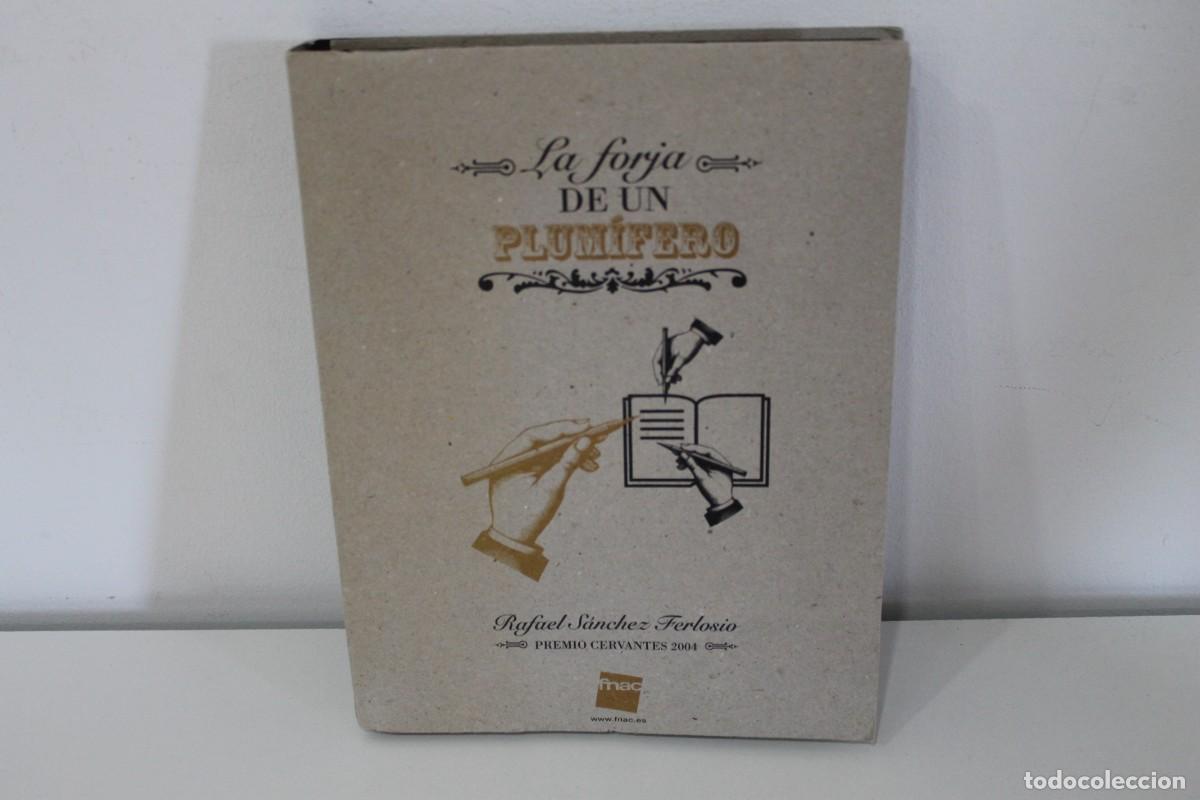 Livres d'occasion: LA FORJA DE UN PLUMIFERO RAFAEL SANCHEZ FERLOSIO PREMIO CERVANTES 2004