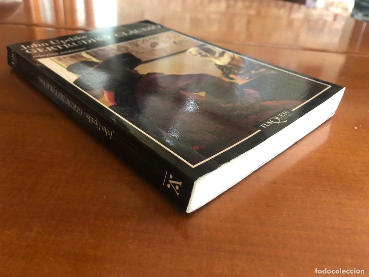 Libros de segunda mano: Gertrudis y Claudio. John Updike - Foto 2